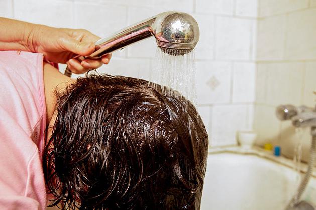 Фото и отзывы о Можно ли смыть краску с волос в домашних условиях?