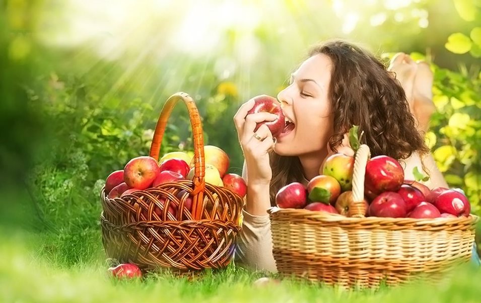 Фото пользы яблок для похудения женщины