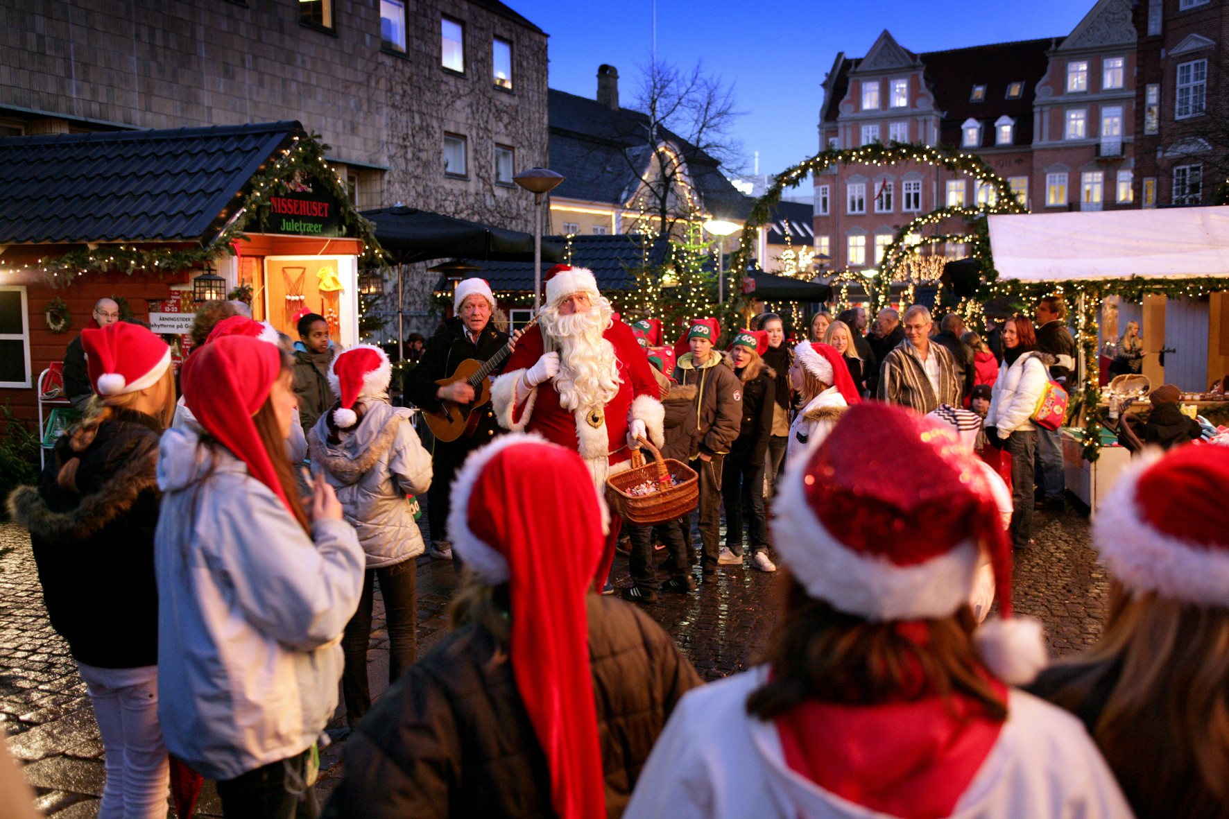 Отмечаем праздник рождество. Рождество в Дании. Рождественские традиции в Дании. Рождество в Норвегии. Праздники в Германии Рождество.